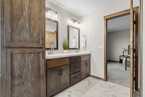 $565,000 | 4130 89th Street, Monticello, MN 55362