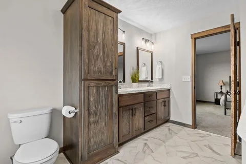 $565,000 | 4130 89th Street, Monticello, MN 55362