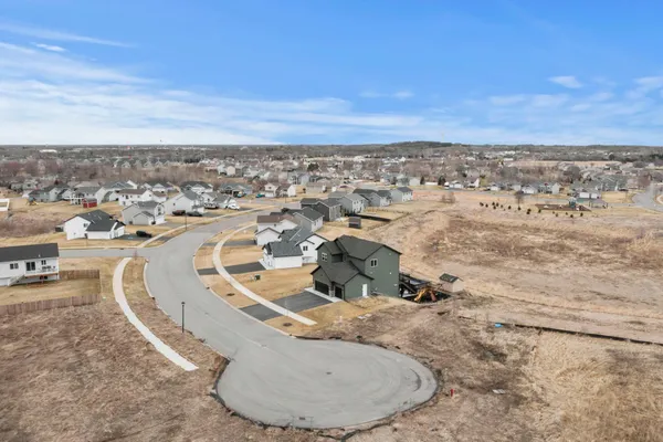 $565,000 | 4130 89th Street, Monticello, MN 55362