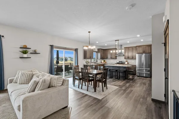 $565,000 | 4130 89th Street, Monticello, MN 55362