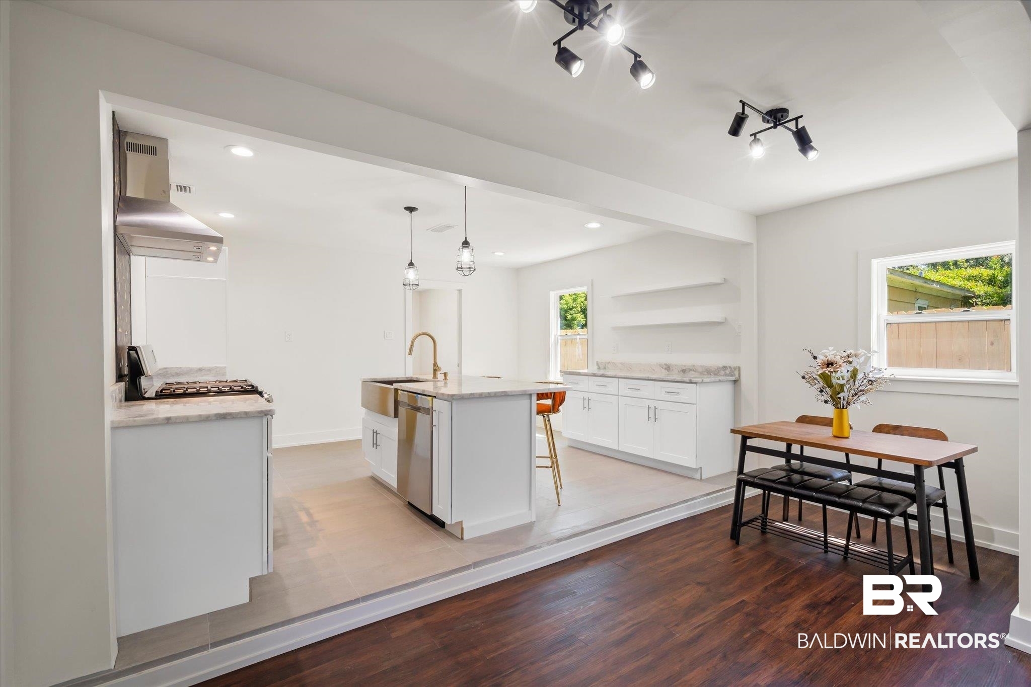 2259 Clinton Street Mobile, AL 36617 - Photo 8 of 20