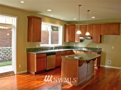 2728 233rd Place Southeast Bothell, WA 98021 - Photo 5 of 9