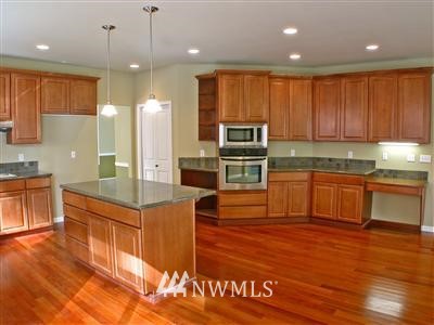 2728 233rd Place Southeast Bothell, WA 98021 - Photo 6 of 9