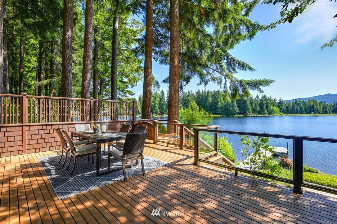 7319 Lake Alice Road Southeast Fall City, WA 98024 - Photo 12 of 32 Gallery Image 12