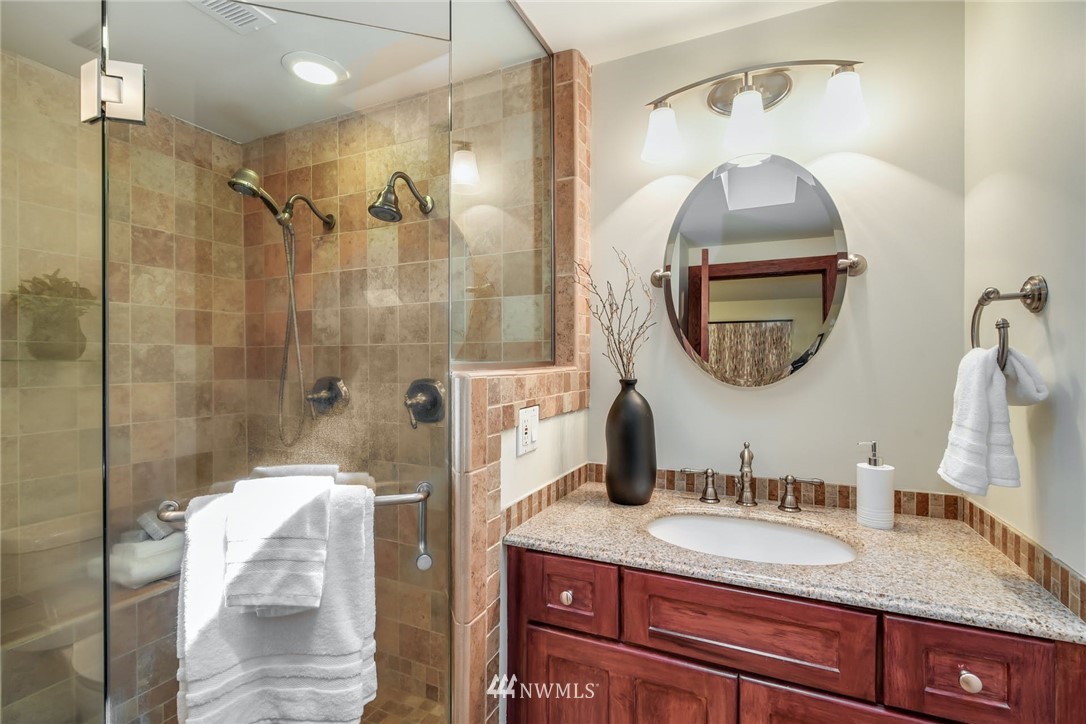 7319 Lake Alice Road Southeast Fall City, WA 98024 - Photo 20 of 32 Gallery Image 20