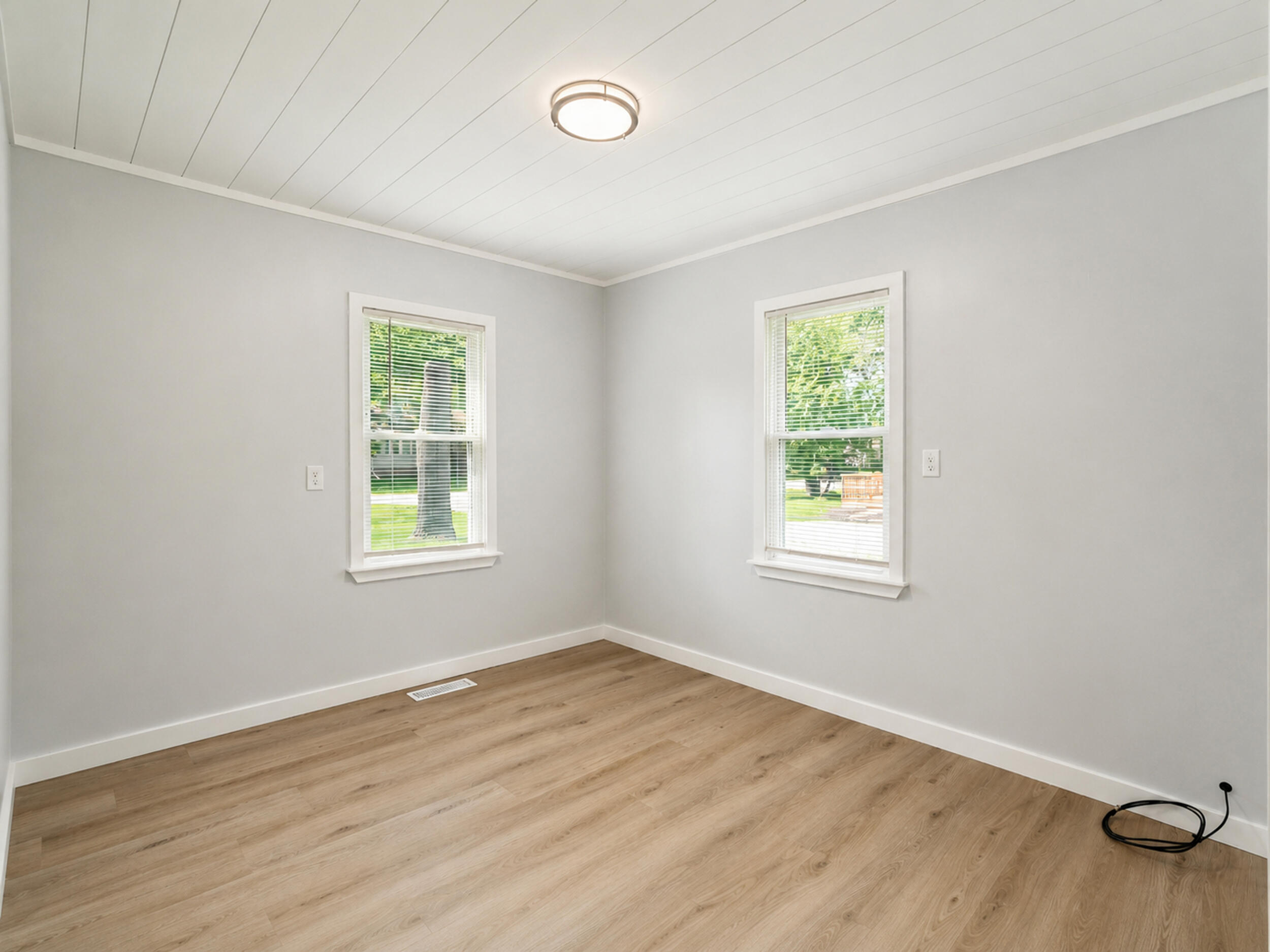 4409 Calhoun Street Gary, IN 46408 - Photo 19 of 42 2500x1875