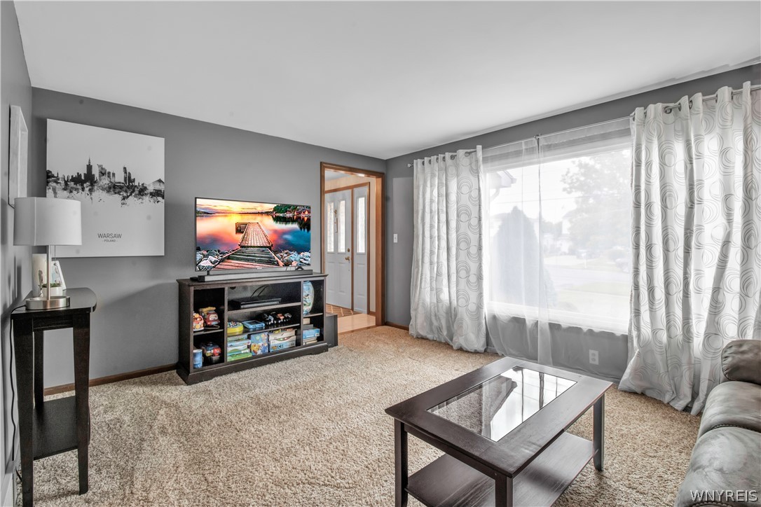 208 Warner Road Lancaster, NY 14086 - Photo 11 of 31