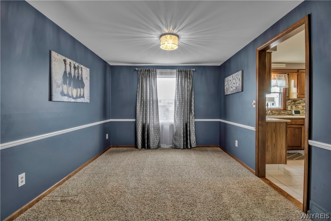 208 Warner Road Lancaster, NY 14086 - Photo 14 of 31