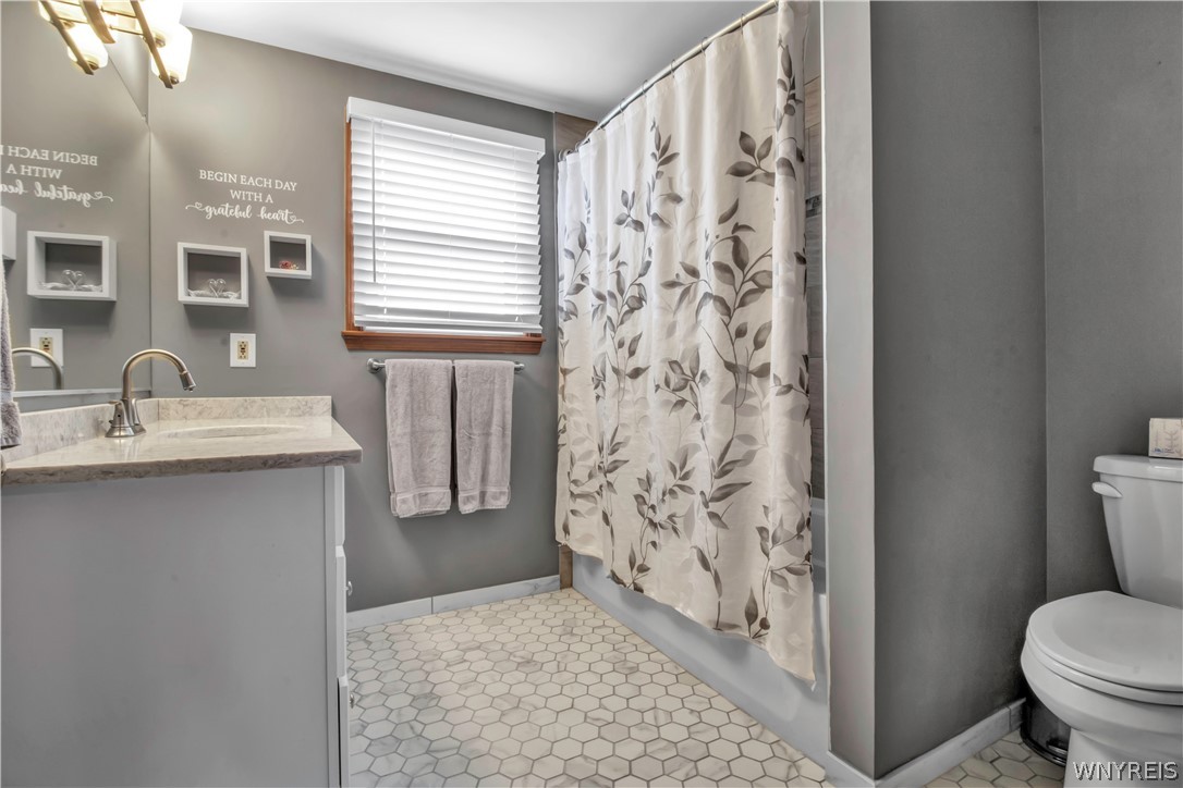 208 Warner Road Lancaster, NY 14086 - Photo 18 of 31