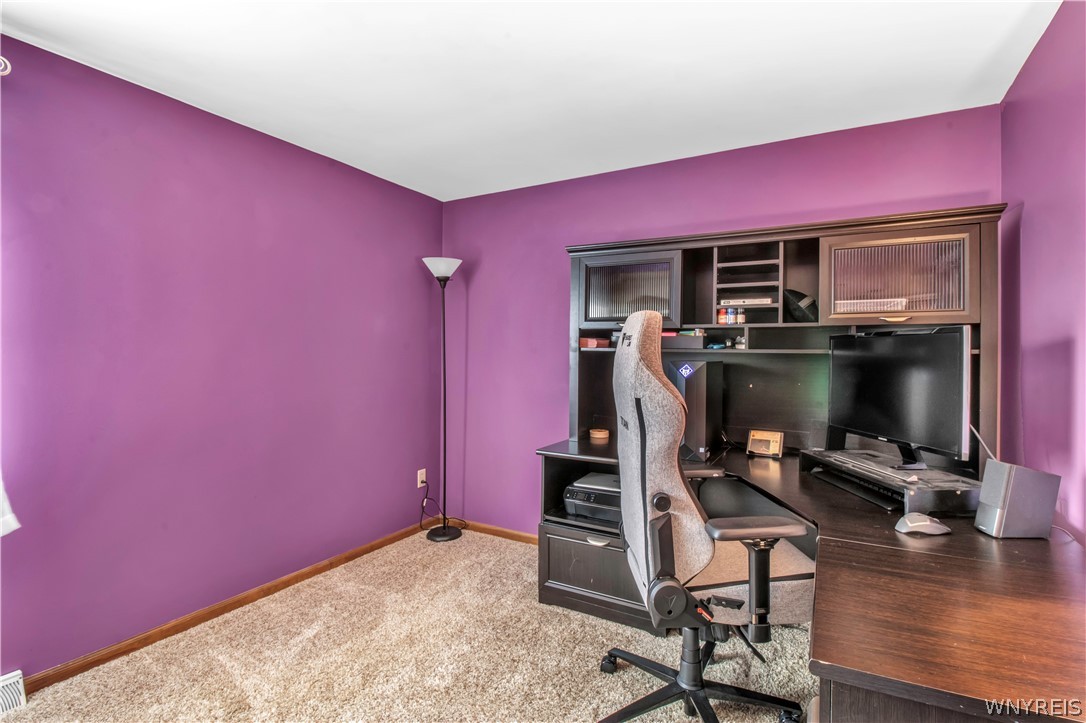 208 Warner Road Lancaster, NY 14086 - Photo 22 of 31