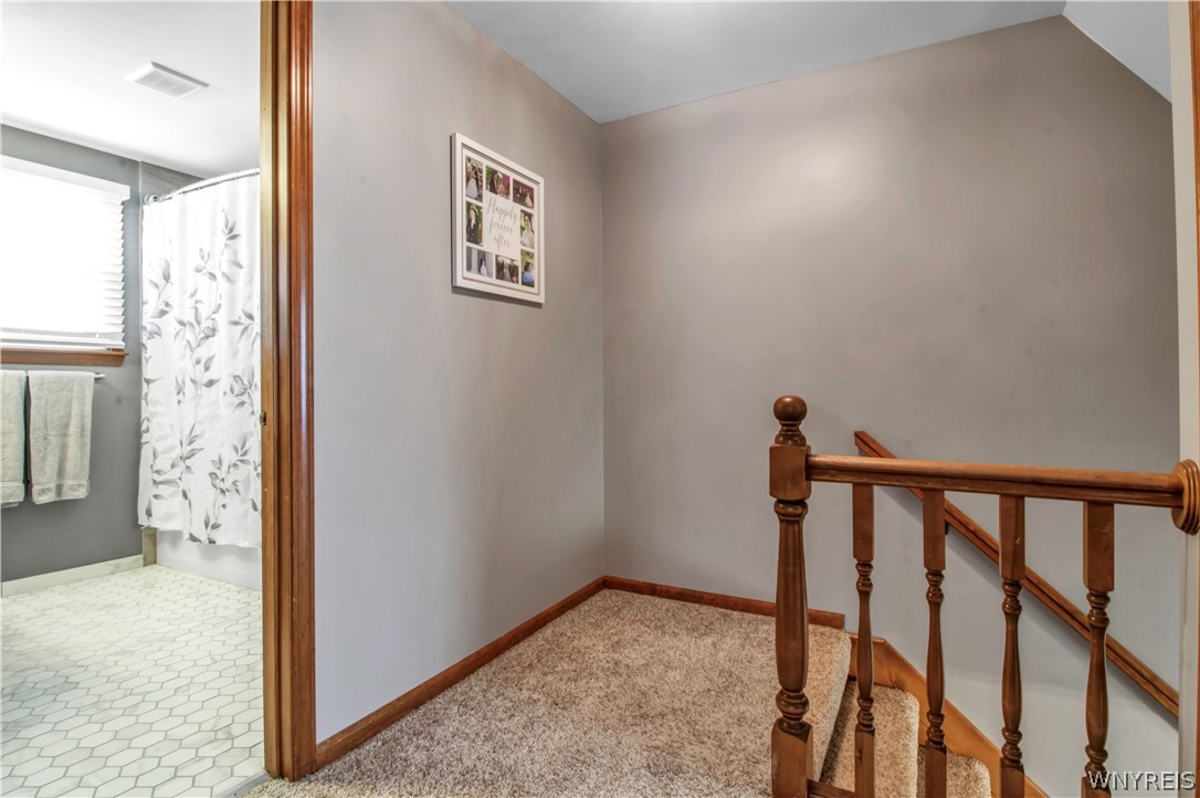 208 Warner Road Lancaster, NY 14086 - Photo 24 of 31