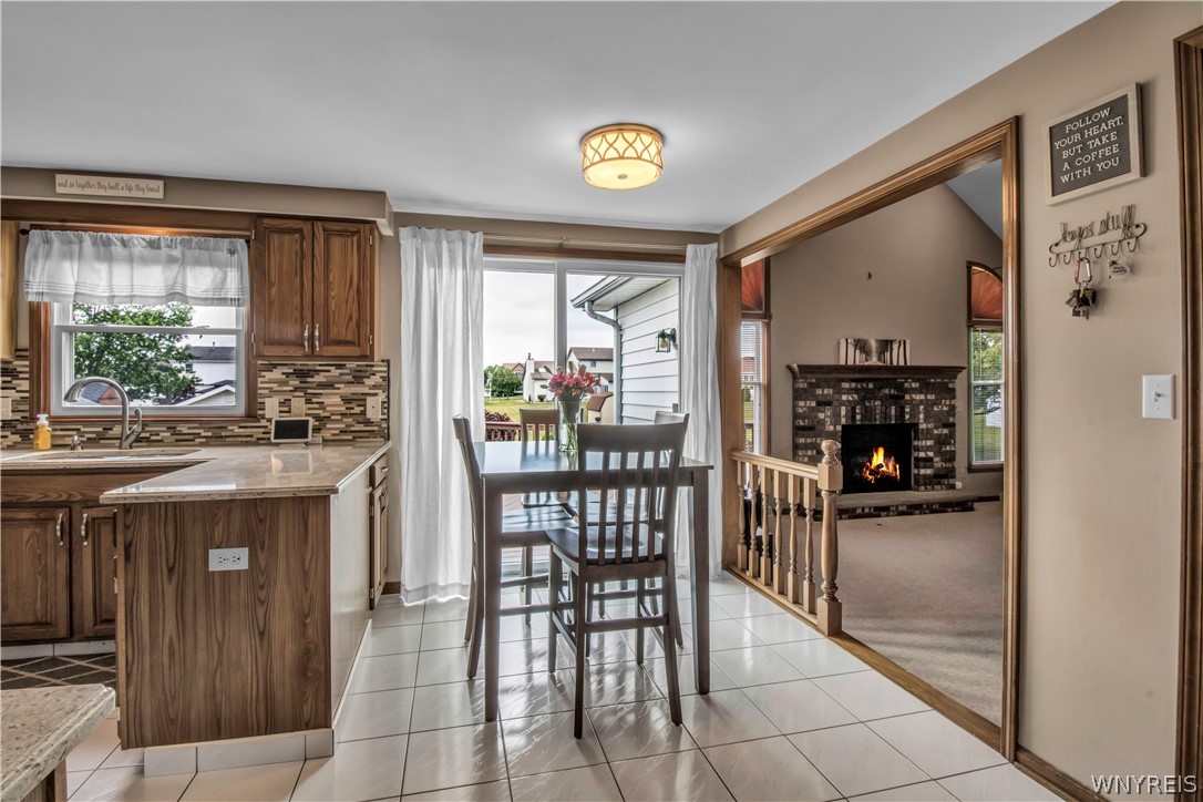 208 Warner Road Lancaster, NY 14086 - Photo 7 of 31