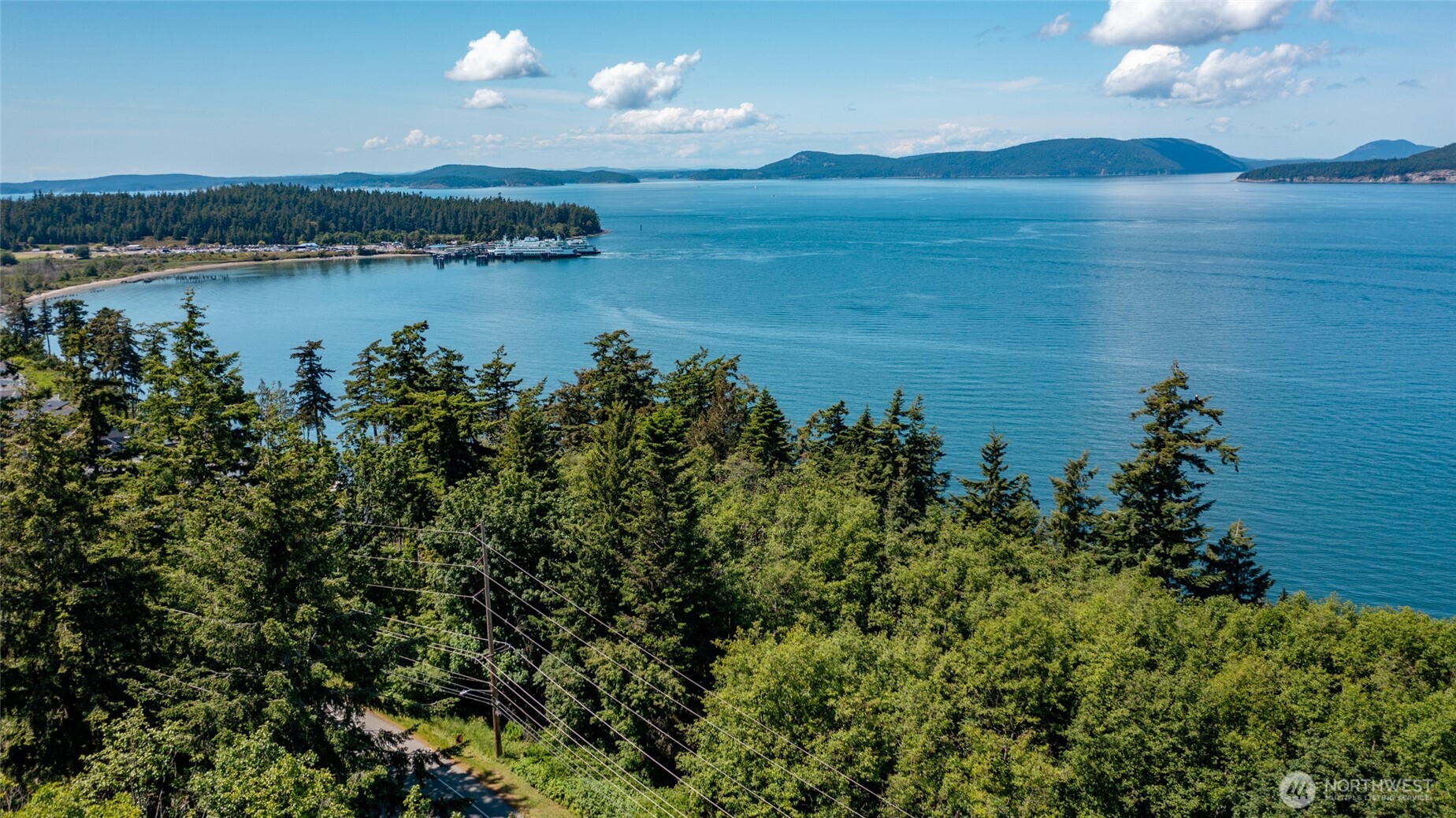 4100 Oakes Avenue Anacortes, WA 98221 - Photo 6 of 22