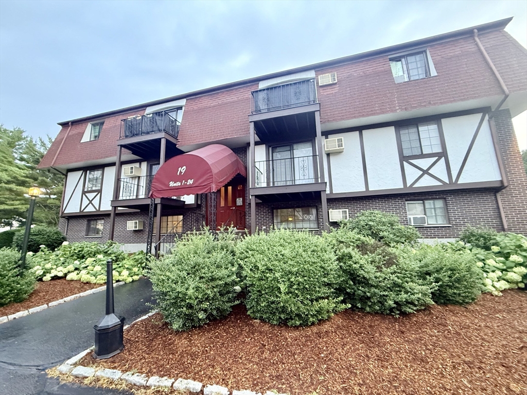 19 Erick Road, Unit 2 Mansfield, MA 02048 - Photo 1 of 30 Gallery Image 1