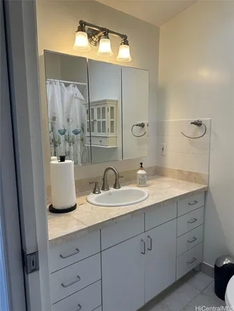 $1,900 | 504 Paopua Place, Kailua, HI 96734