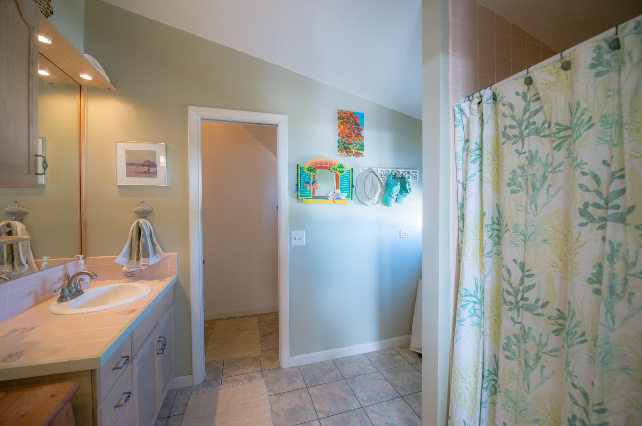 63 East Beach Road Tavernier, FL 33070 - Photo 14 of 25 Master
