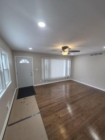 2049 Monroe Lane Gary, IN 46407 - Photo 7 of 29 360x480