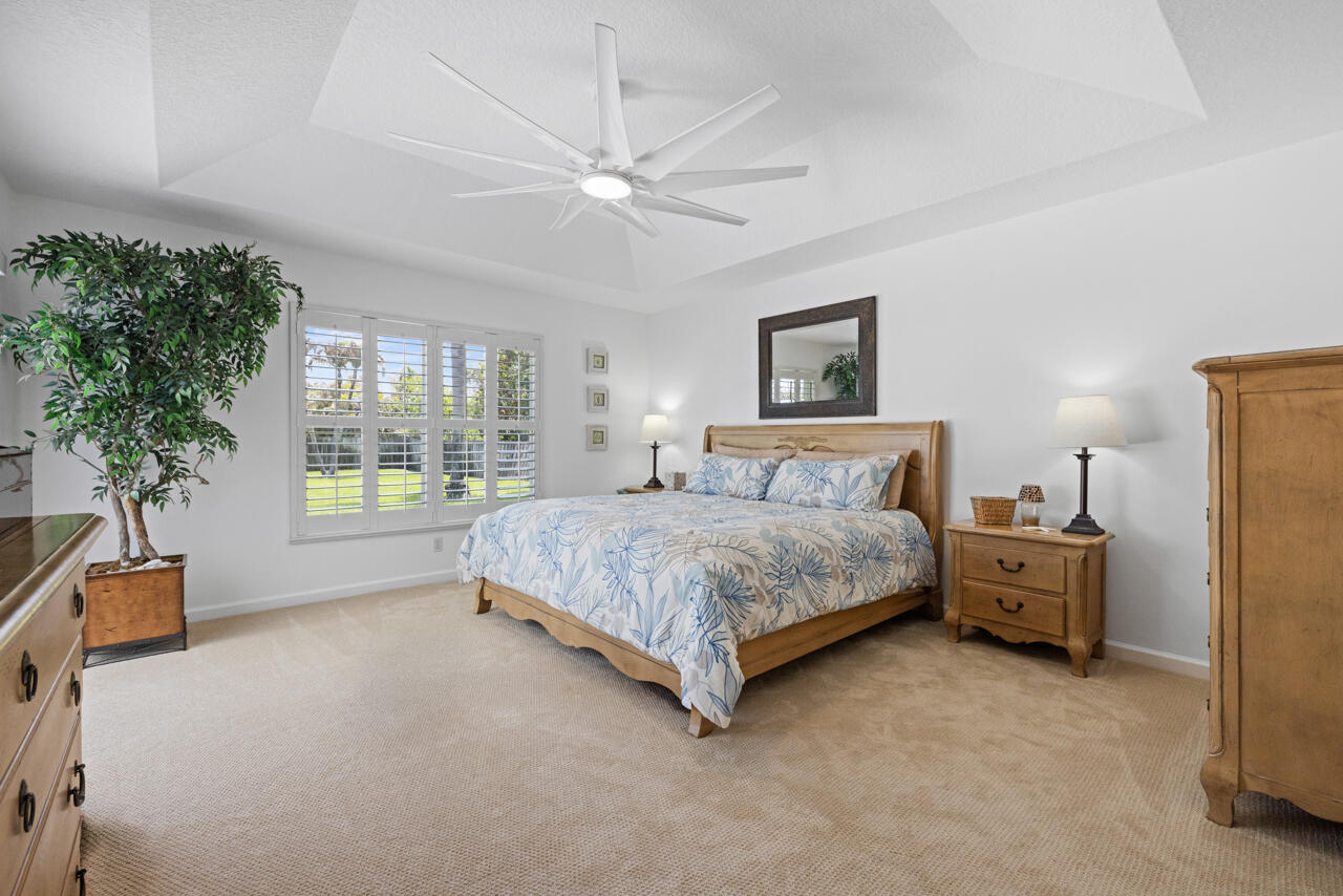 5064 Southeast Horseshoe Point Road Stuart, FL 34997 - Photo 11 of 38 5064 SE Horseshoe Pt-005
