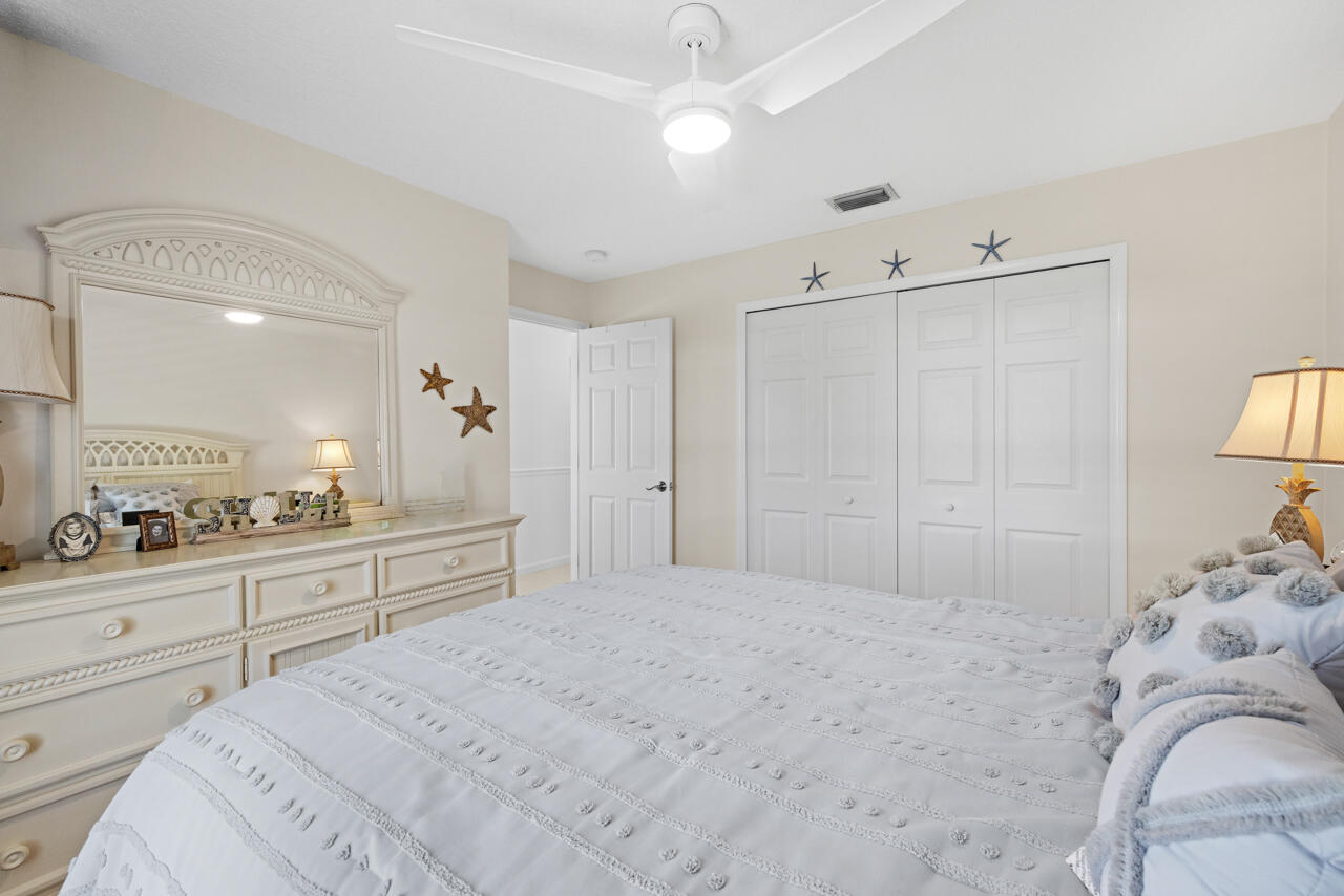 5064 Southeast Horseshoe Point Road Stuart, FL 34997 - Photo 16 of 38 5064 SE Horseshoe Pt-016