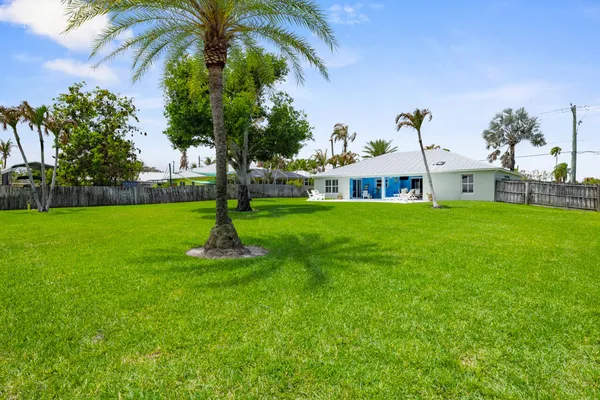 $825,000 | 5064 Southeast Horseshoe Point Road, Stuart, FL 34997