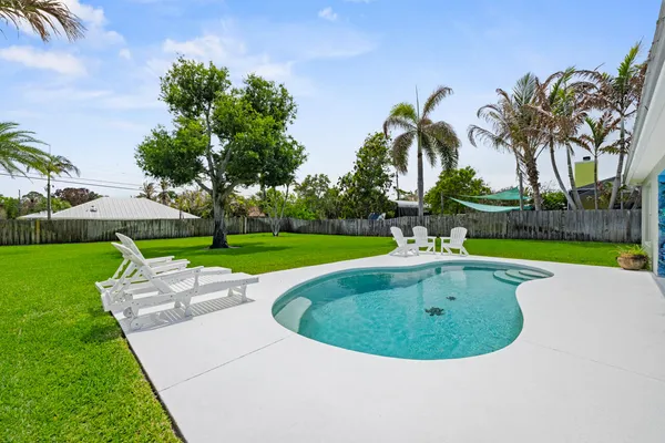 $825,000 | 5064 Southeast Horseshoe Point Road, Stuart, FL 34997