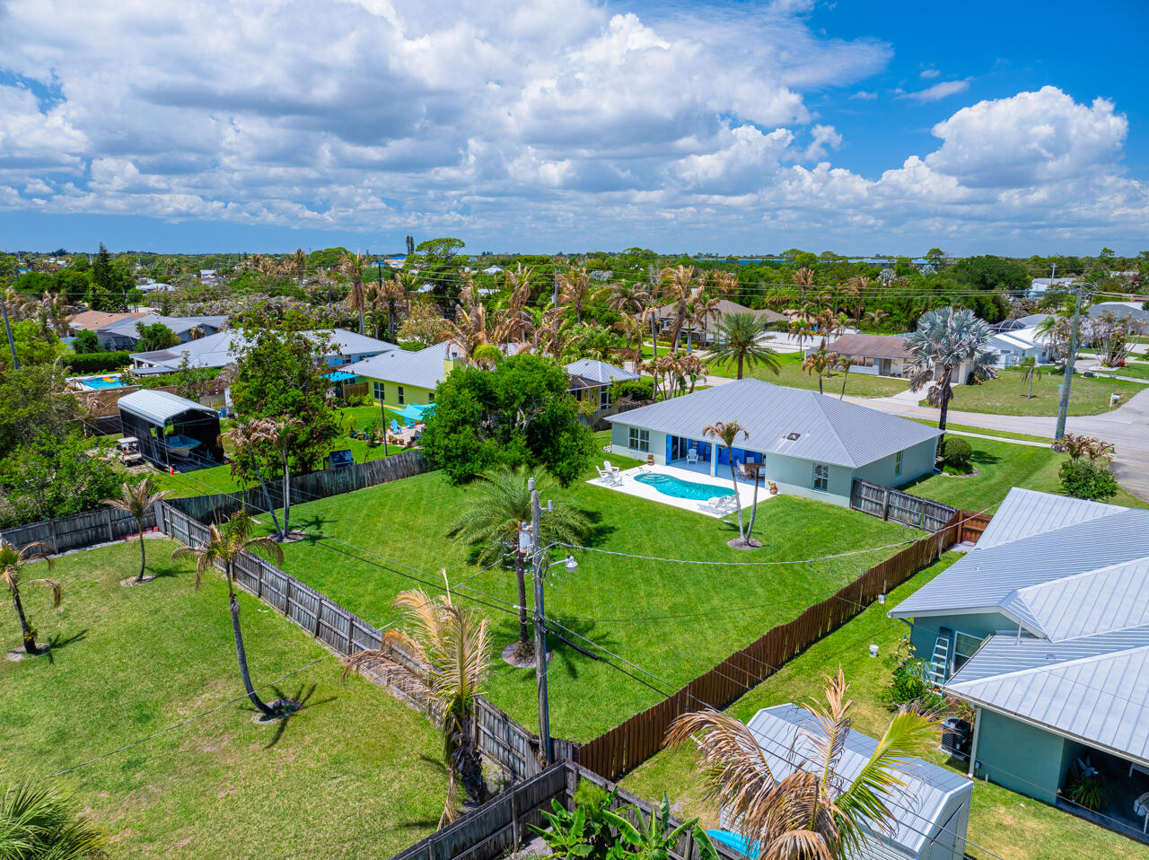 5064 Southeast Horseshoe Point Road Stuart, FL 34997 - Photo 34 of 38 5064 SE Horseshoe Pt-053