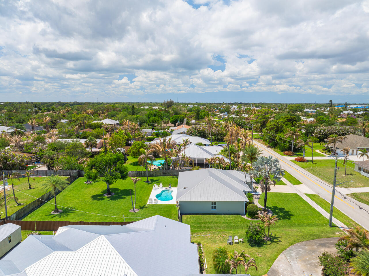 5064 Southeast Horseshoe Point Road Stuart, FL 34997 - Photo 35 of 38 5064 SE Horseshoe Pt-055