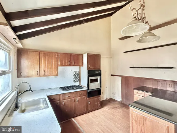 $299,000 | 96 Mac Donald Avenue, Milmay, NJ 08340