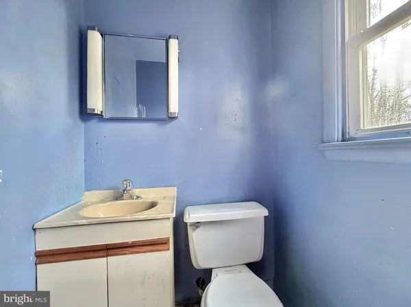 $299,000 | 96 Mac Donald Avenue, Milmay, NJ 08340