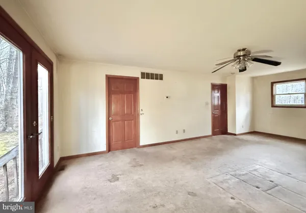 $299,000 | 96 Mac Donald Avenue, Milmay, NJ 08340