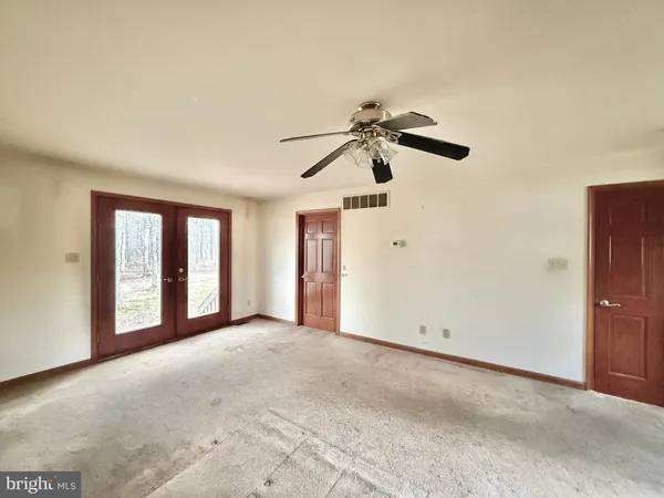 $299,000 | 96 Mac Donald Avenue, Milmay, NJ 08340