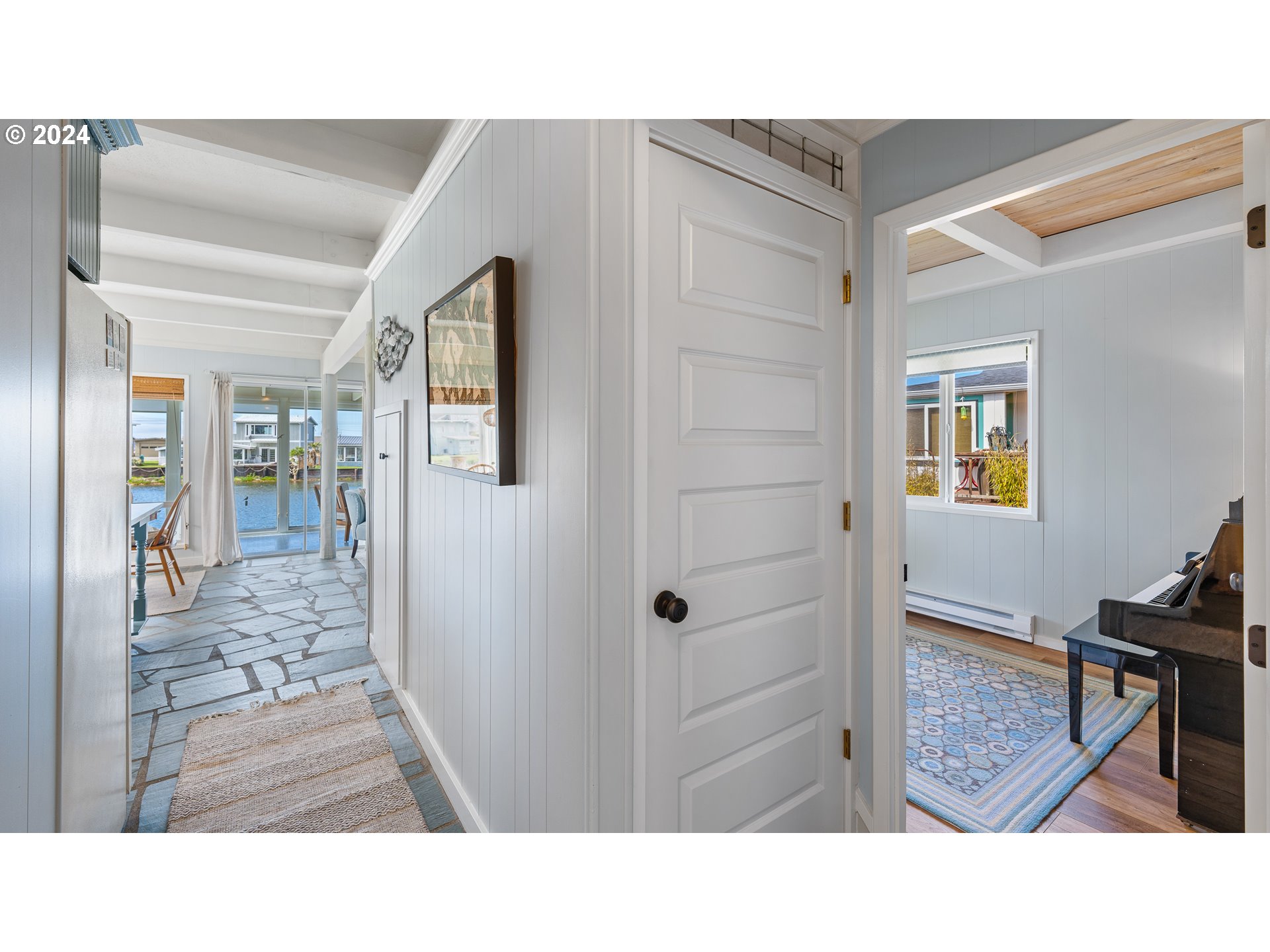 3566 Shell Street Greenbank, WA 98253 - Photo 4 of 37 Gallery Image 4