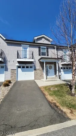 $2,700 | 4 Joseph Drive, Newton, NJ 07860