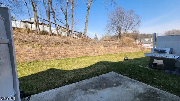 $2,700 | 4 Joseph Drive, Newton, NJ 07860