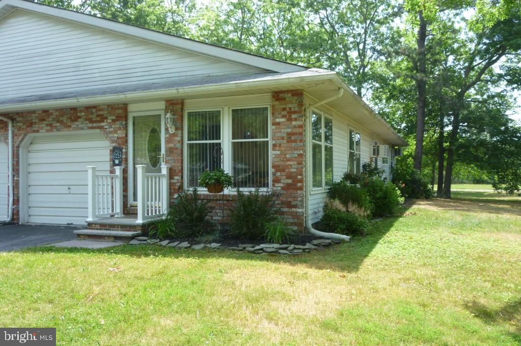 5 Walnut Road Manahawkin, NJ 08050 - Photo 2 of 27