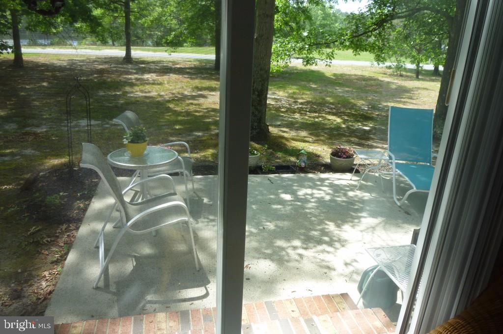 5 Walnut Road Manahawkin, NJ 08050 - Photo 4 of 27
