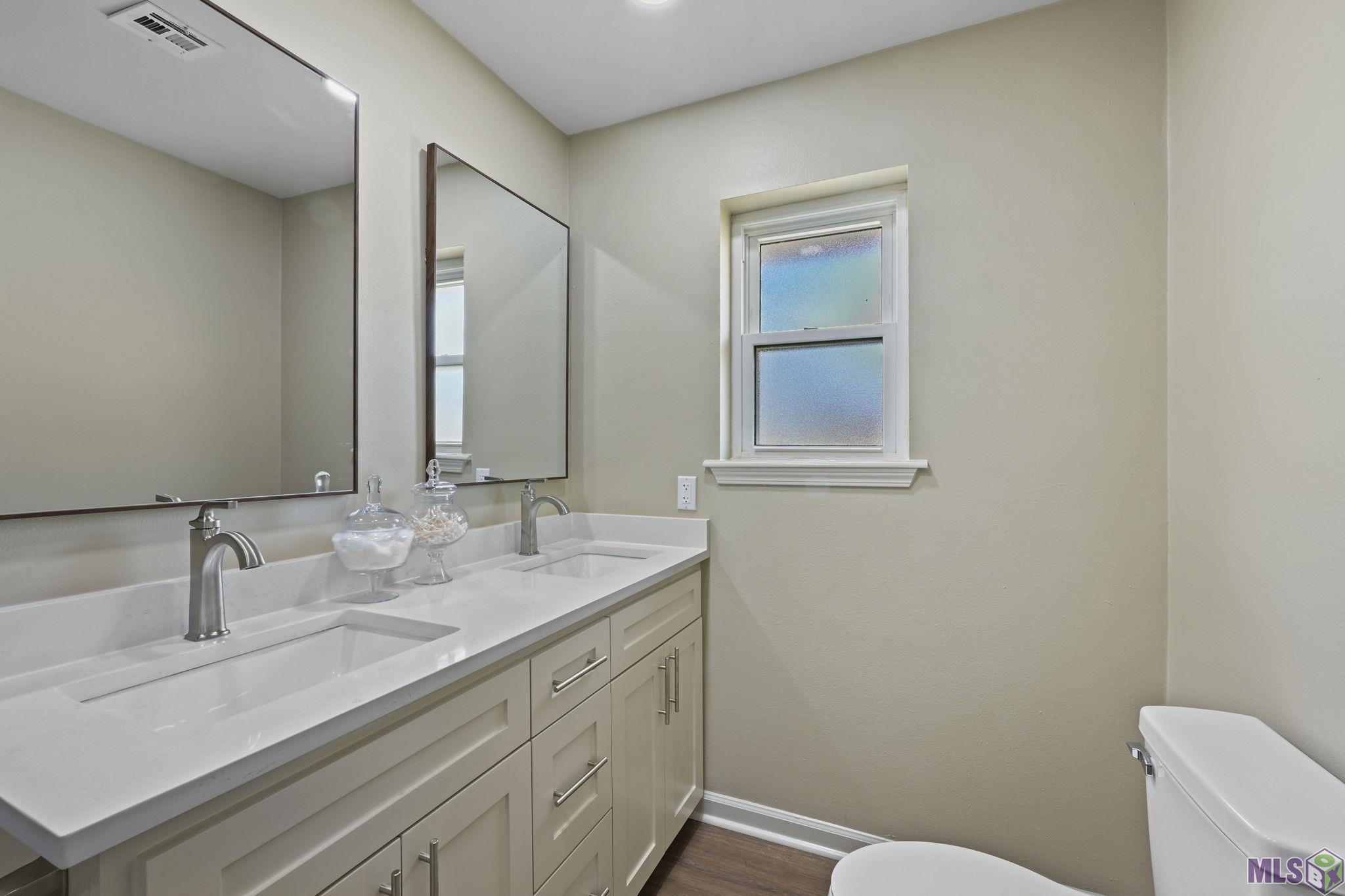 13029 Babin Road Gonzales, LA 70737 - Photo 13 of 32