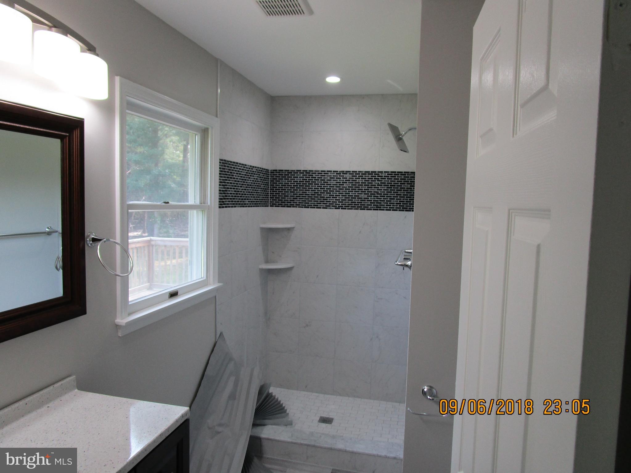 9800 Dyson Road Brandywine, MD 20613 - Photo 14 of 17 Bath