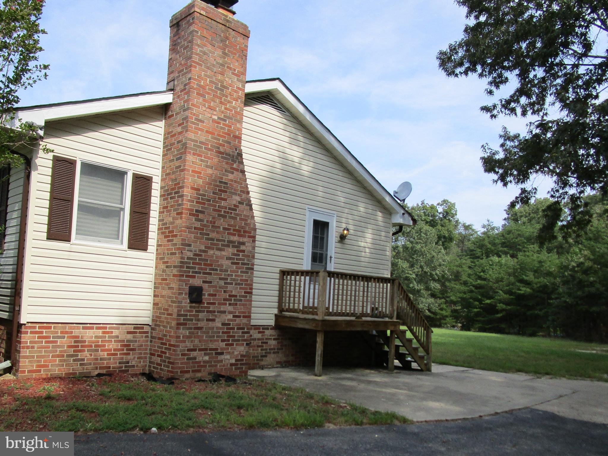 9800 Dyson Road Brandywine, MD 20613 - Photo 5 of 17 Exterior (General)