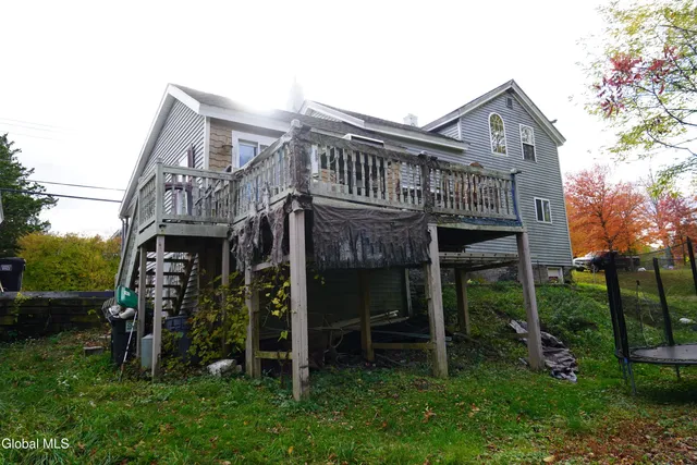 $275,000 | 552 Mountain Avenue, Cairo, NY 12470