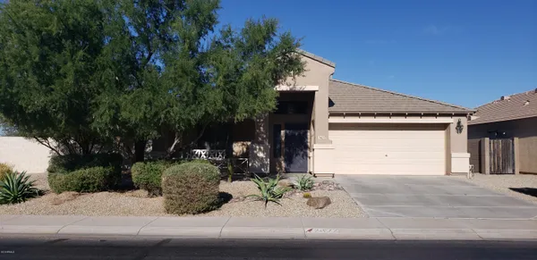 $1,900 | 21622 Dietz Drive, Maricopa, AZ 85138