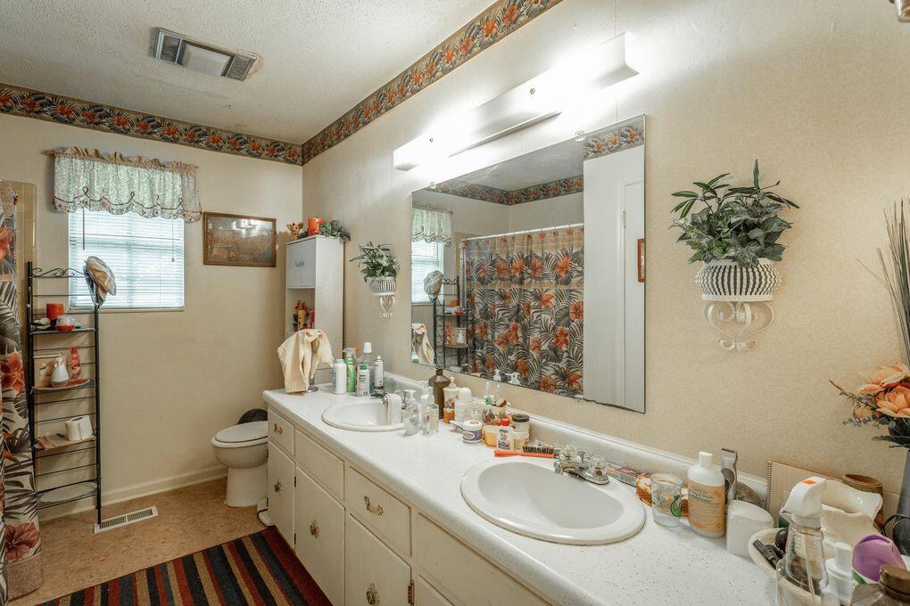 1540 Rabbit Valley Road Northwest Cleveland, TN 37312 - Photo 18 of 45 a707cfd2f5ea28a80ef9c633b7ca821cl-m42268