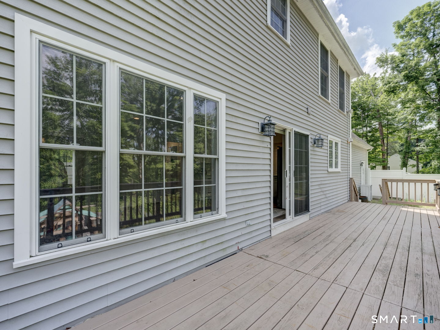 1556 Storrs Road Mansfield, CT 06268 - Photo 30 of 39