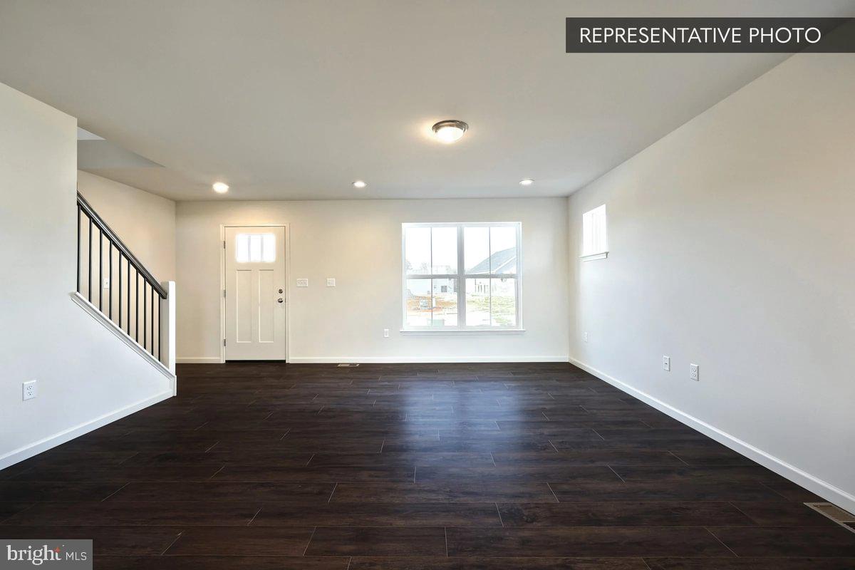 Willow Plan At Hills Spring Grove, PA 17362 - Photo 5 of 33