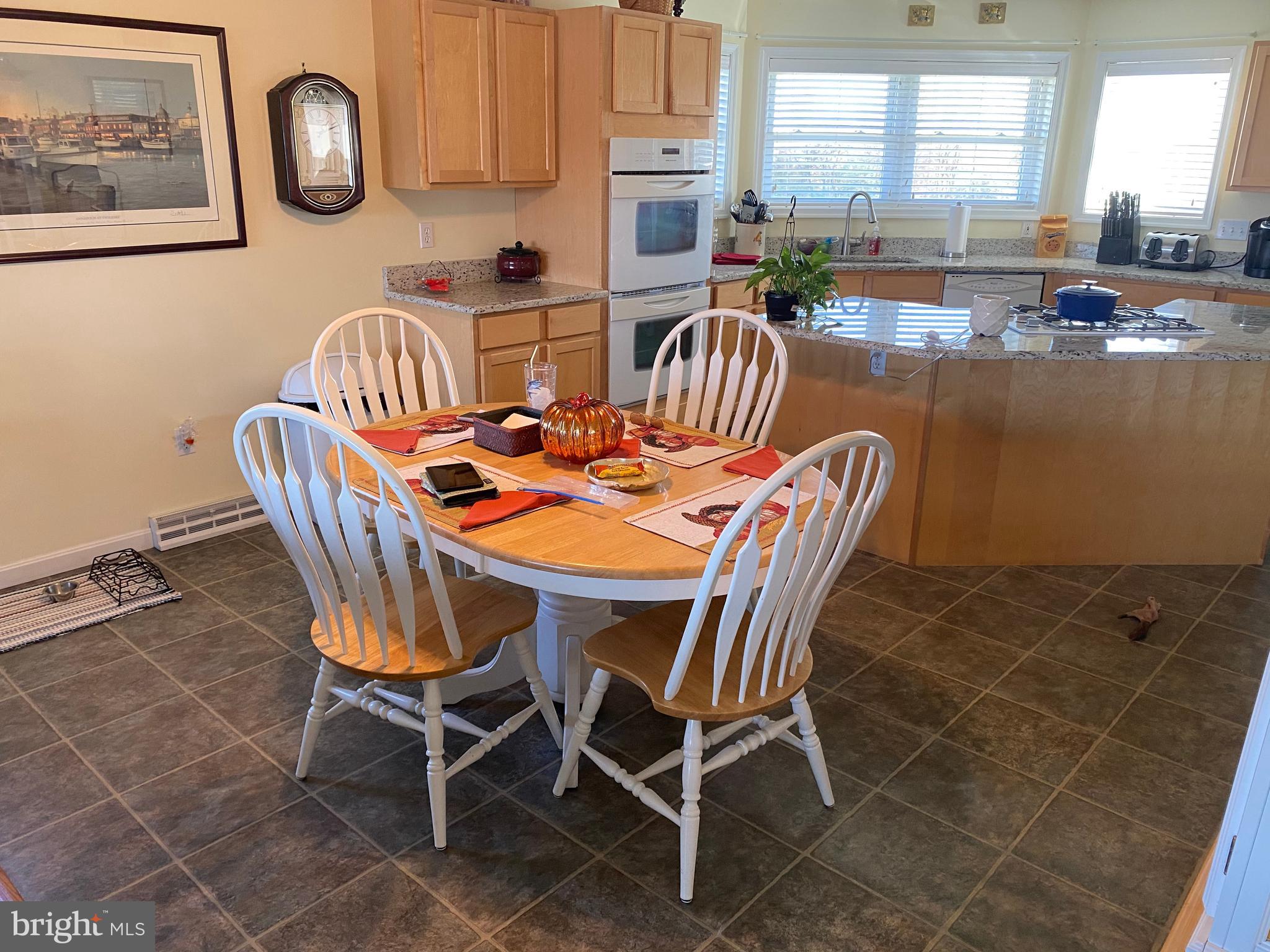 6414 Shutt Road Spring Grove, PA 17362 - Photo 14 of 33