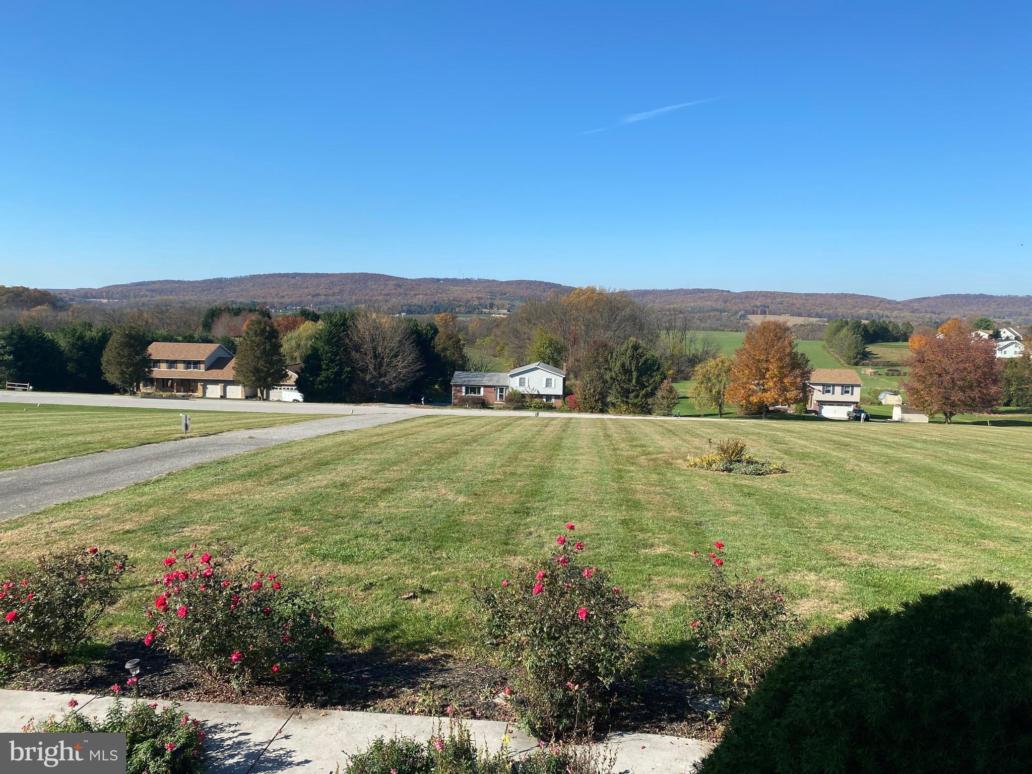 6414 Shutt Road Spring Grove, PA 17362 - Photo 9 of 33