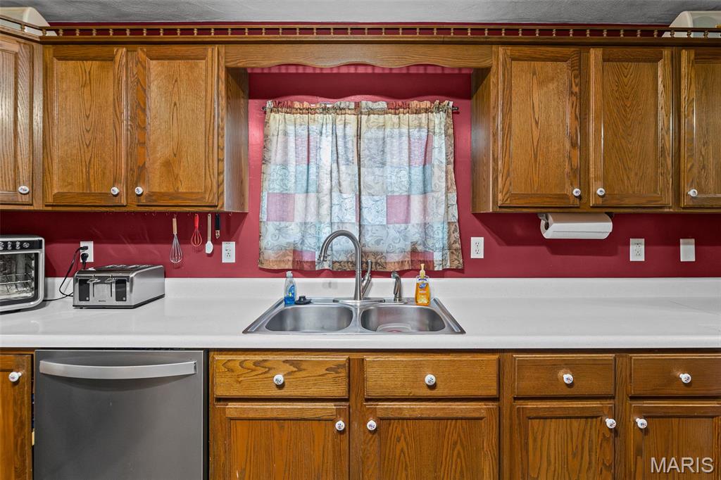 116 South 6th Street New Douglas, IL 62074 - Photo 12 of 45