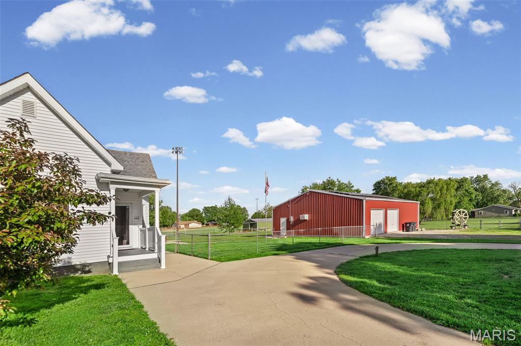 116 South 6th Street New Douglas, IL 62074 - Photo 29 of 45