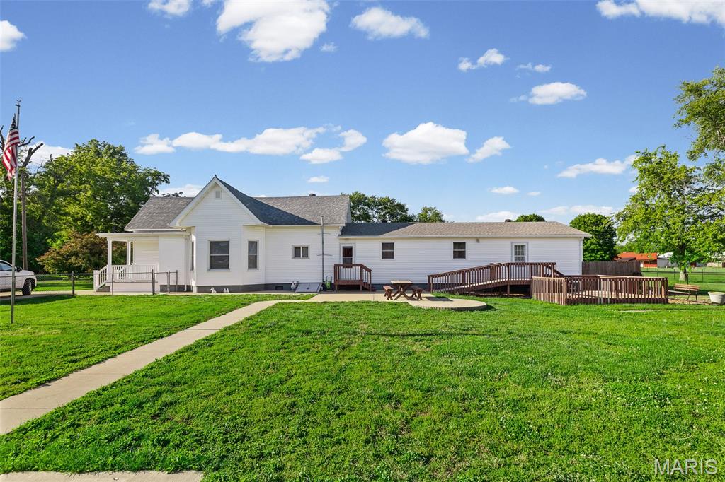 116 South 6th Street New Douglas, IL 62074 - Photo 38 of 45