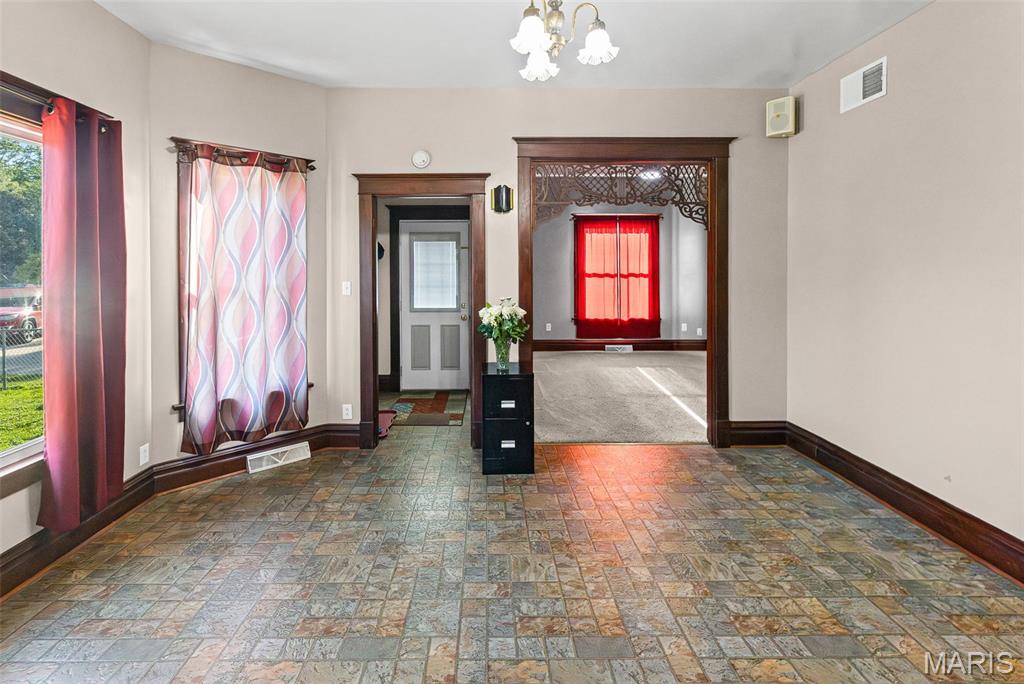 116 South 6th Street New Douglas, IL 62074 - Photo 7 of 45